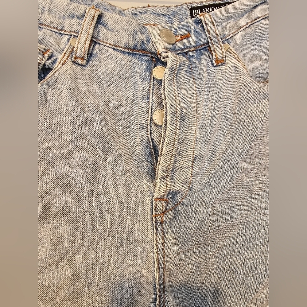 Blank NYC Size 27 The Baxter Rib Cage Straight Leg Button Fly Blue White Jeans - Picture 2 of 9